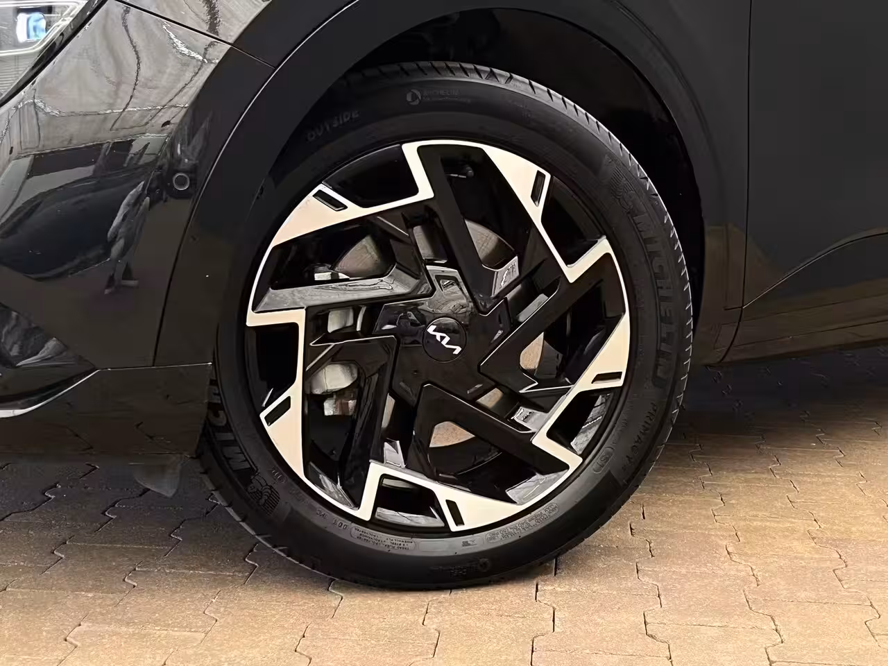 Kia Sportage 1.6 T-GDi Plug-in Hybrid AWD GT-PlusLine | Achterbank verwarmd | Achteruitrijcamera | Appl