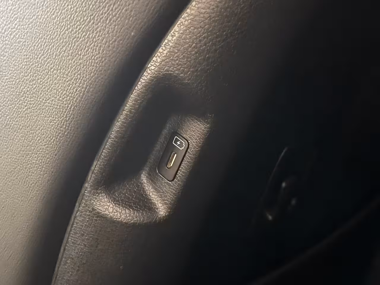 Kia Sportage 1.6 T-GDi Plug-in Hybrid AWD GT-PlusLine | Achterbank verwarmd | Achteruitrijcamera | Appl