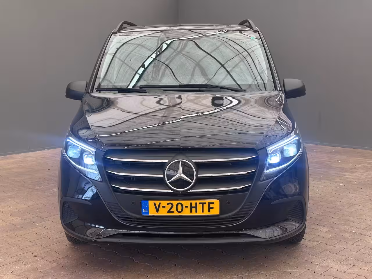 Mercedes-Benz Vito 116 CDI L2 Select Snoeks (Meer Beenruimte) | Lederen Bekleding | Rondomzicht Camera | Park