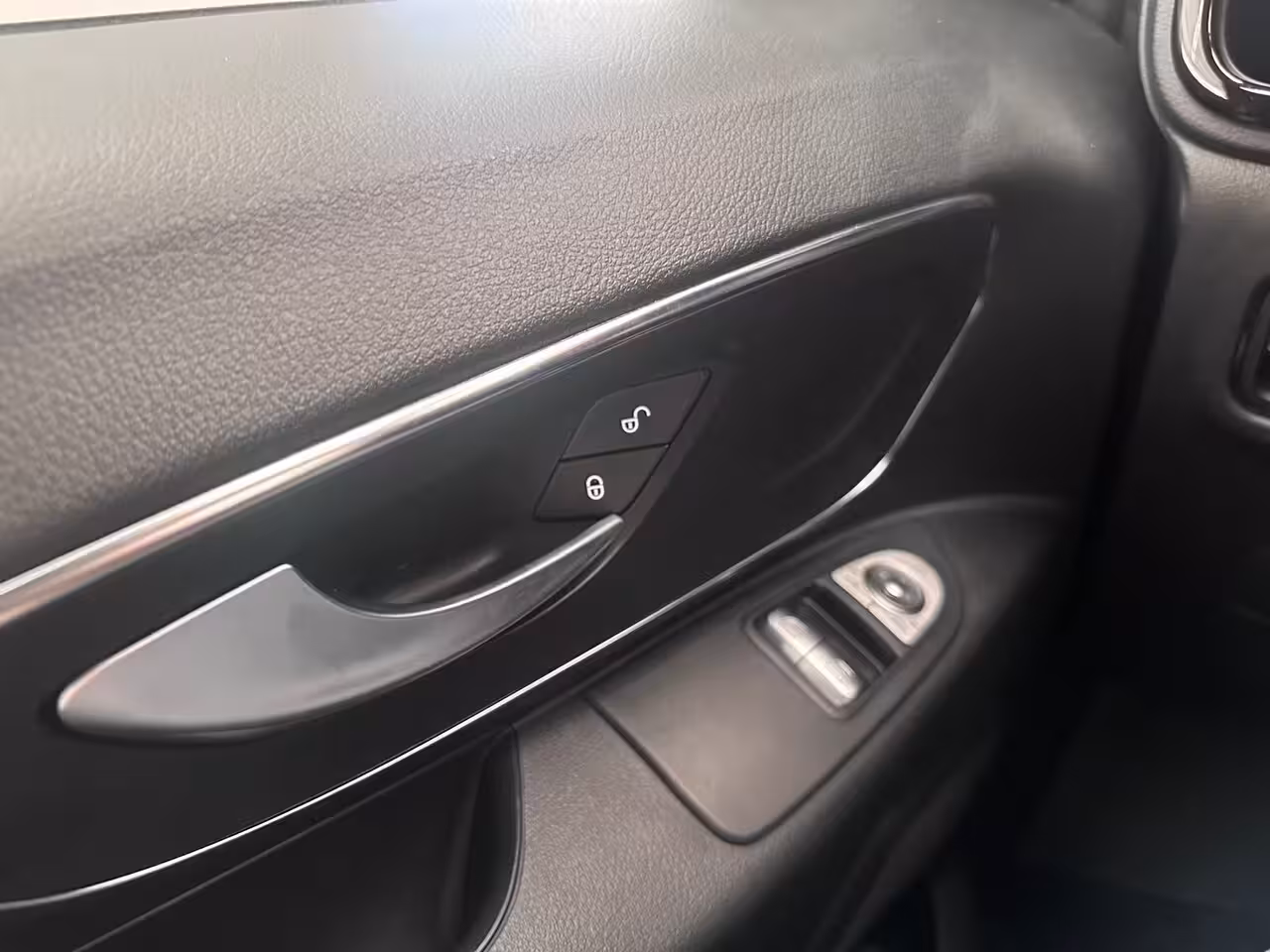 Mercedes-Benz Vito 116 CDI L2 Select Snoeks (Meer Beenruimte) | Lederen Bekleding | Rondomzicht Camera | Park