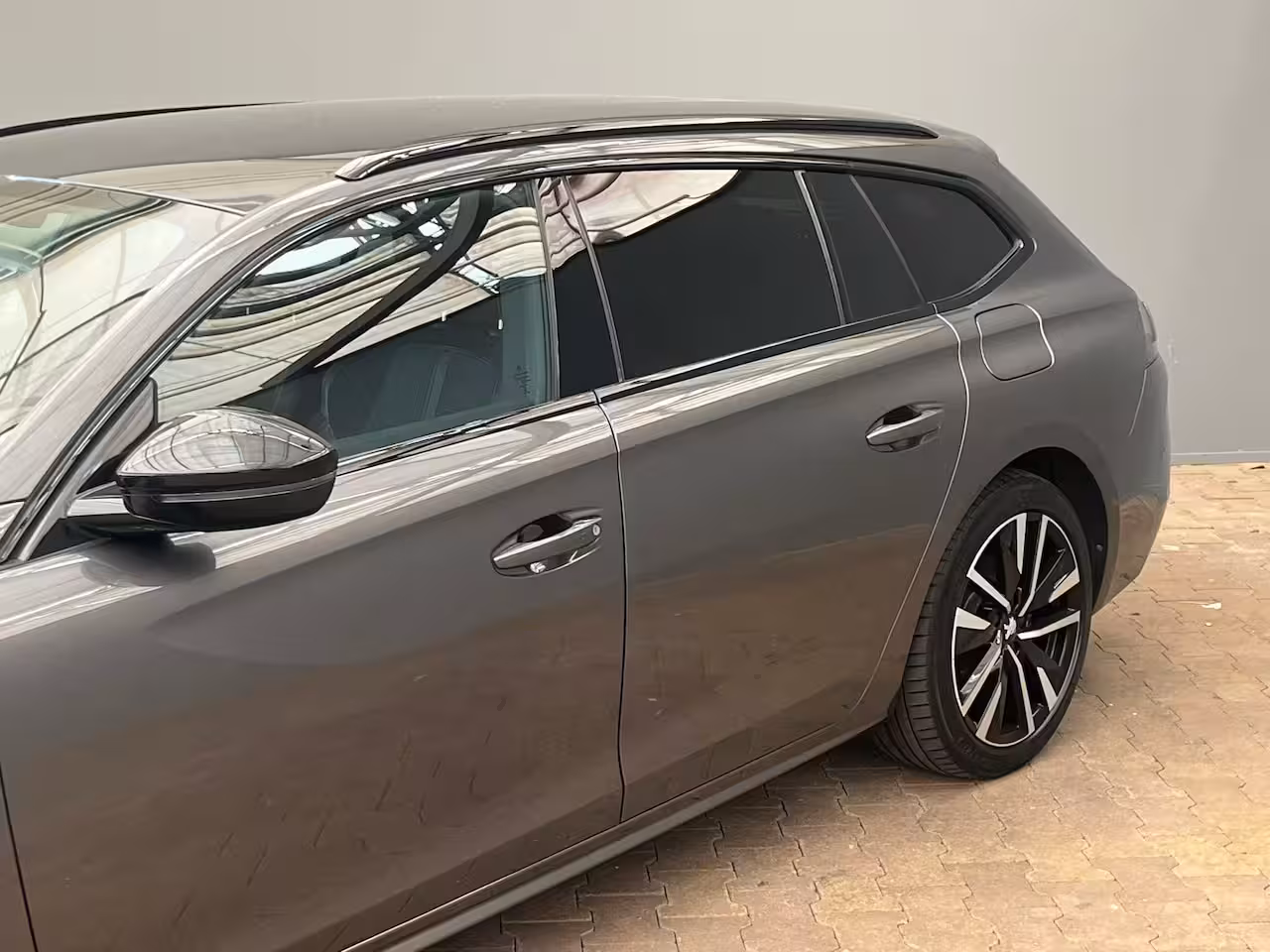 Peugeot 508 SW 1.6 HYbrid 225 GT Focal | Elek. Achterklep | AGR-Stoelen | Stoelverwarming | LED | Parkeer