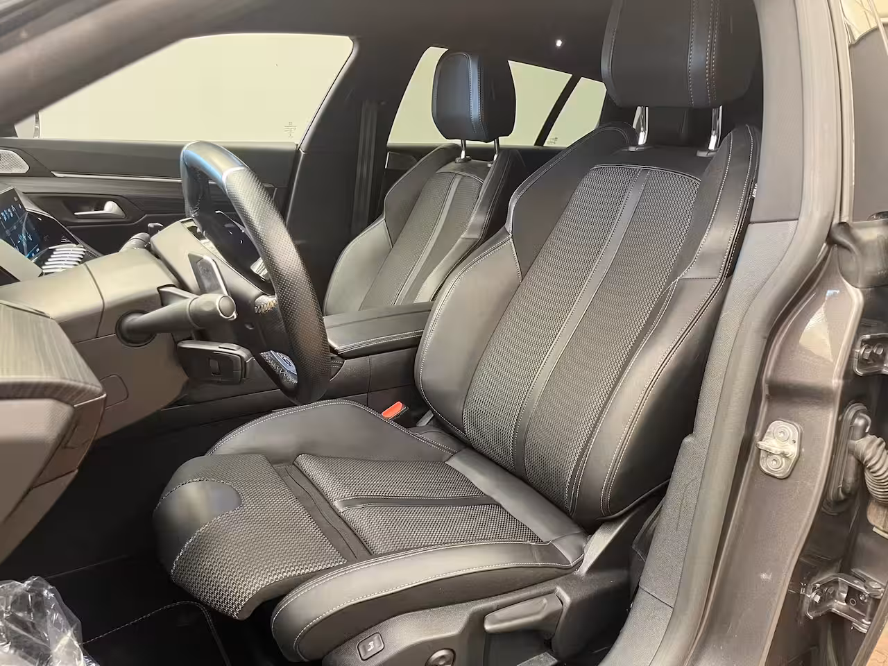 Peugeot 508 SW 1.6 HYbrid 225 GT Focal | Elek. Achterklep | AGR-Stoelen | Stoelverwarming | LED | Parkeer