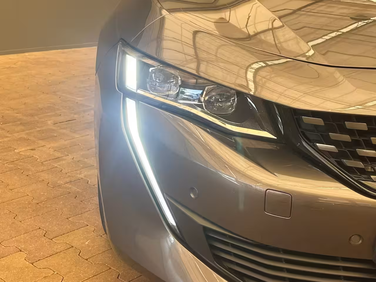 Peugeot 508 SW 1.6 HYbrid 225 GT Focal | Elek. Achterklep | AGR-Stoelen | Stoelverwarming | LED | Parkeer