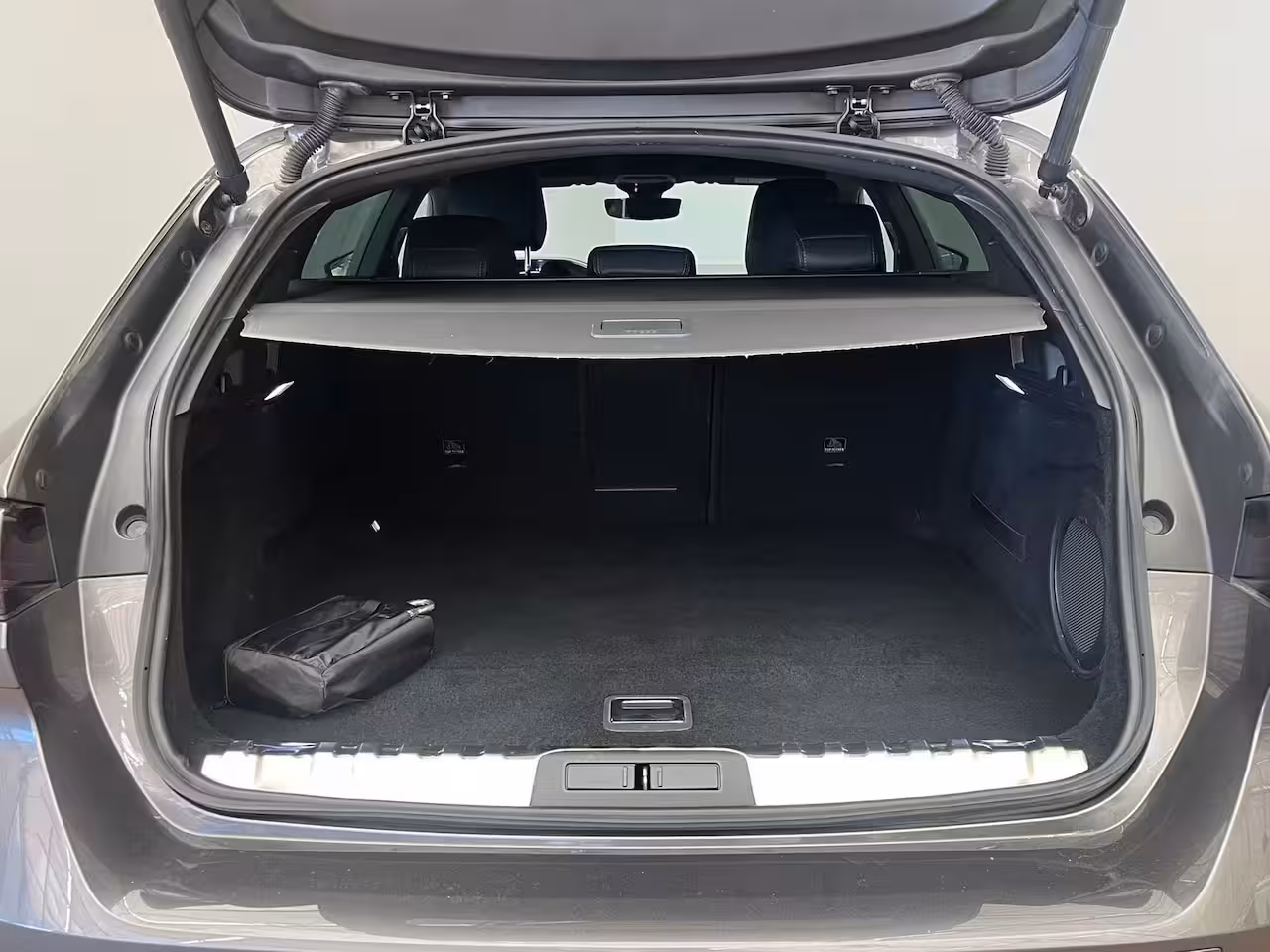 Peugeot 508 SW 1.6 HYbrid 225 GT Focal | Elek. Achterklep | AGR-Stoelen | Stoelverwarming | LED | Parkeer