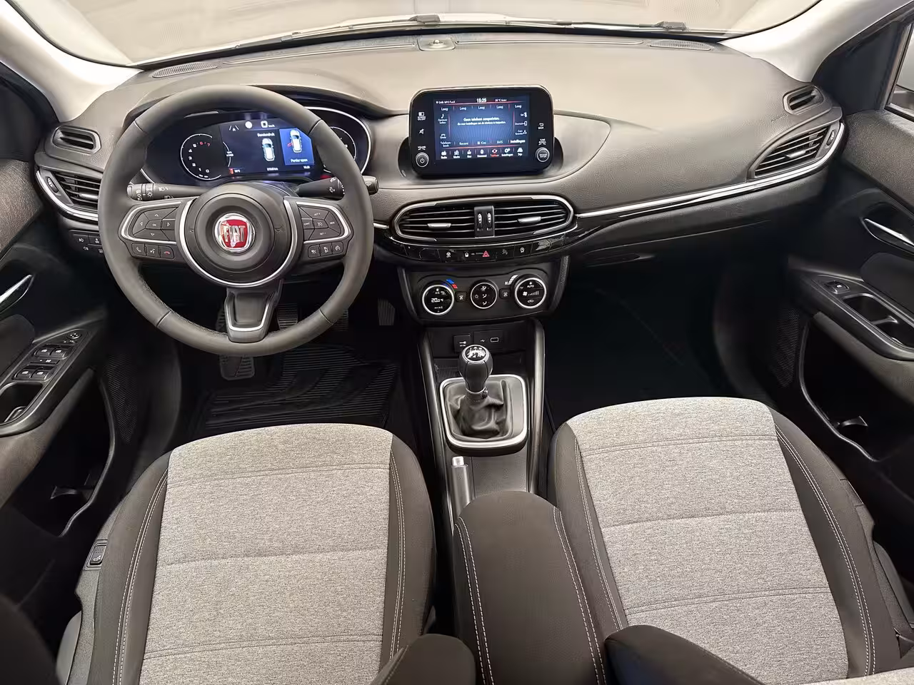 Fiat Tipo Cross 1.0 Camera | Keyless | Navigatie | 17" Lichtmetaal | Climate | Adpatieve Cruise | Carplay