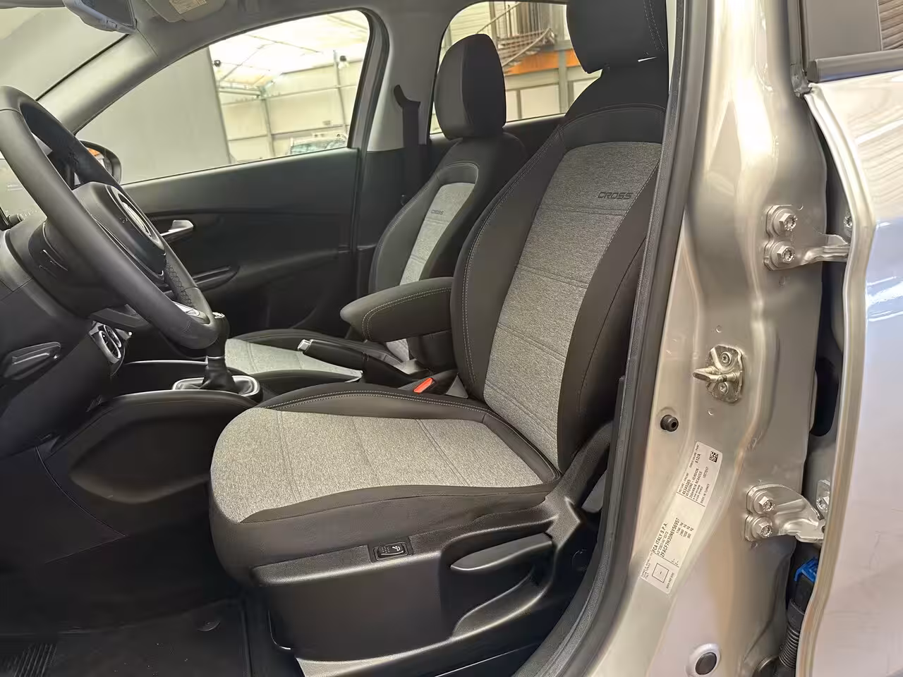 Fiat Tipo Cross 1.0 Camera | Keyless | Navigatie | 17" Lichtmetaal | Climate | Adpatieve Cruise | Carplay