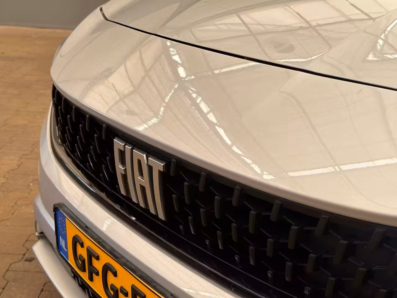 Fiat Tipo Cross 1.0 Camera | Keyless | Navigatie | 17" Lichtmetaal | Climate | Adpatieve Cruise | Carplay