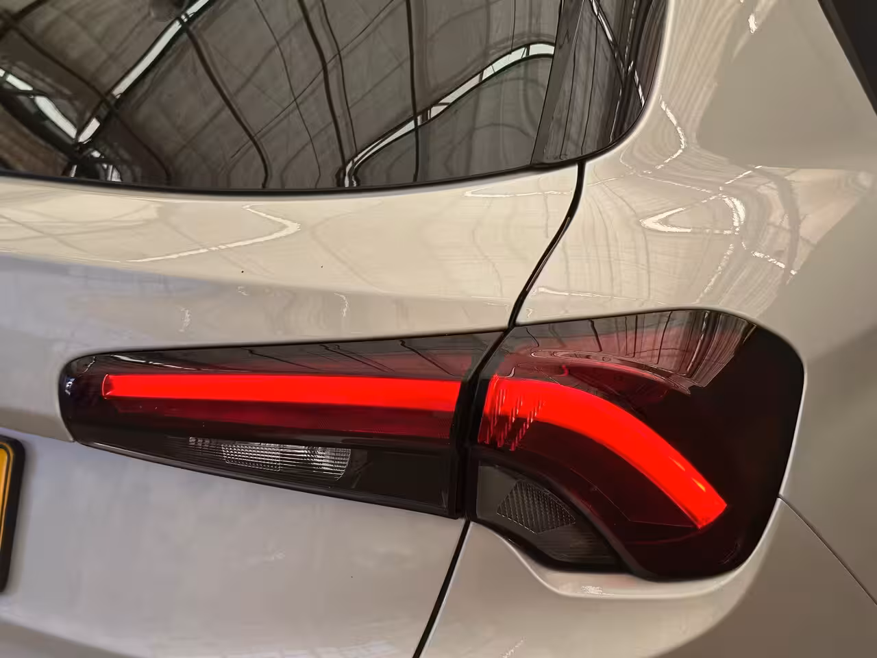 Fiat Tipo Cross 1.0 Camera | Keyless | Navigatie | 17" Lichtmetaal | Climate | Adpatieve Cruise | Carplay