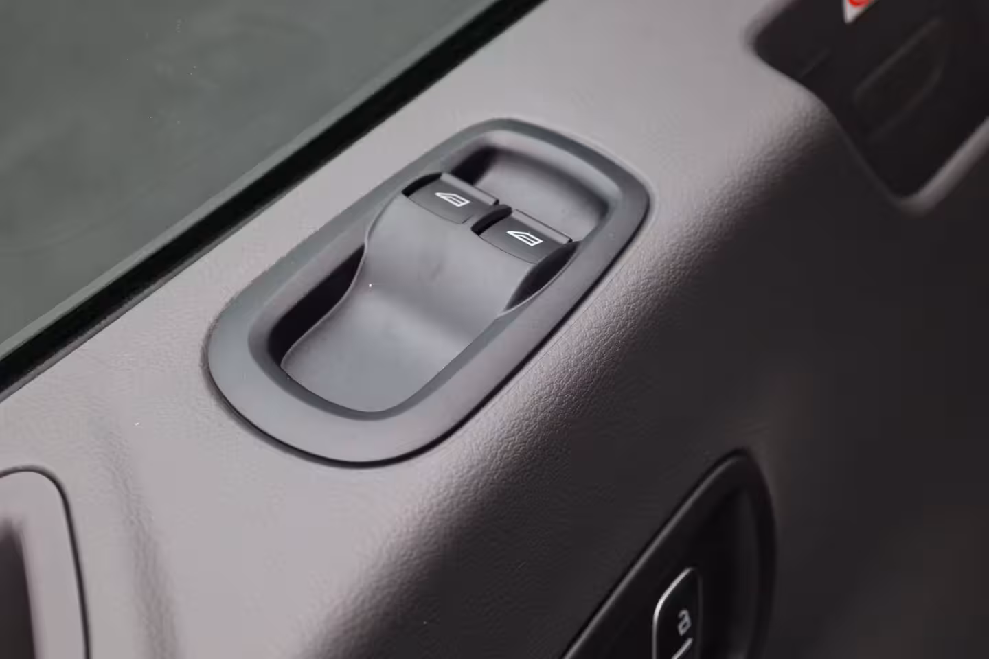 Ford Transit 350 2.0 TDCI L2H2 Trend | 2 zitplaatsen rechtsvoor | Aanhanger assistent | Achteruitrijcam