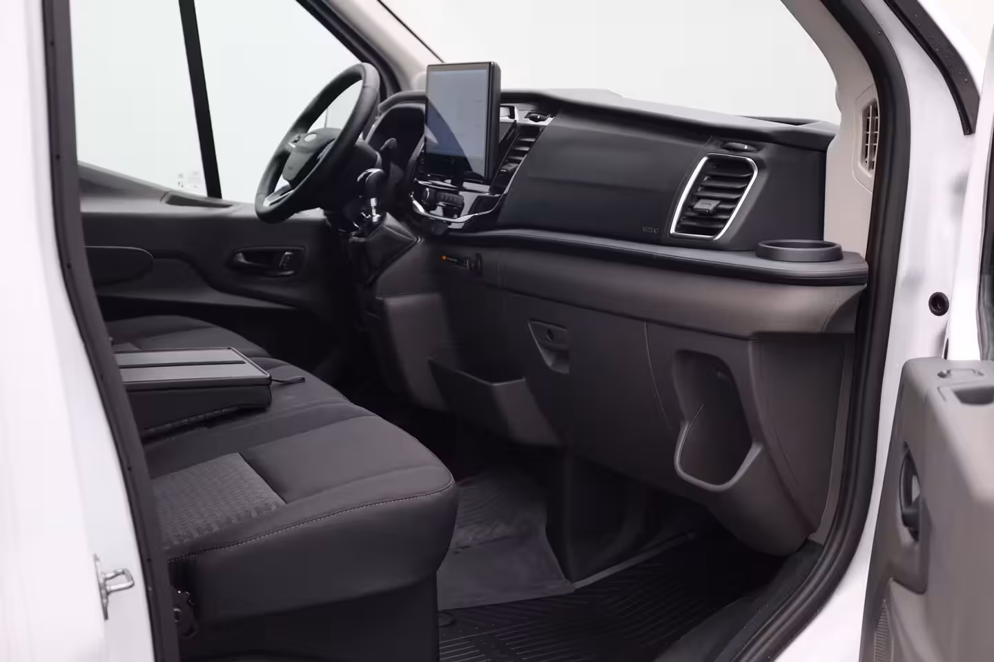 Ford Transit 350 2.0 TDCI L2H2 Trend | 2 zitplaatsen rechtsvoor | Aanhanger assistent | Achteruitrijcam