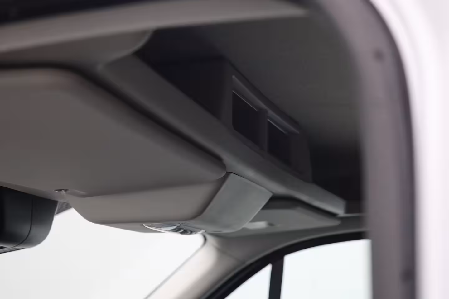 Ford Transit 350 2.0 TDCI L2H2 Trend | 2 zitplaatsen rechtsvoor | Aanhanger assistent | Achteruitrijcam