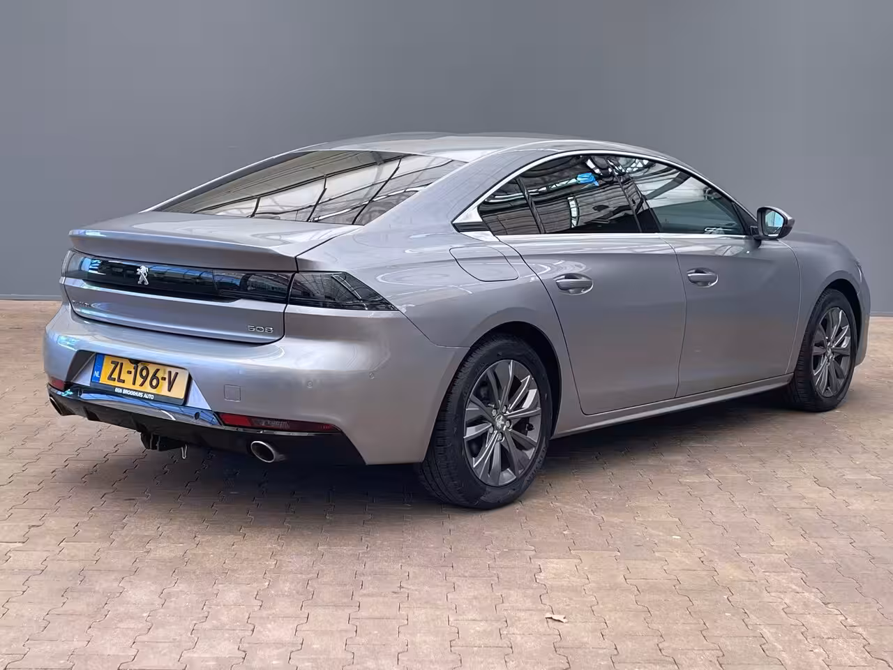 Peugeot 508 1.6 PureTech Blue Lease Allure Adaptieve Cruise | 17" Lichtmetaal | Trekhaak | Leder/Stof