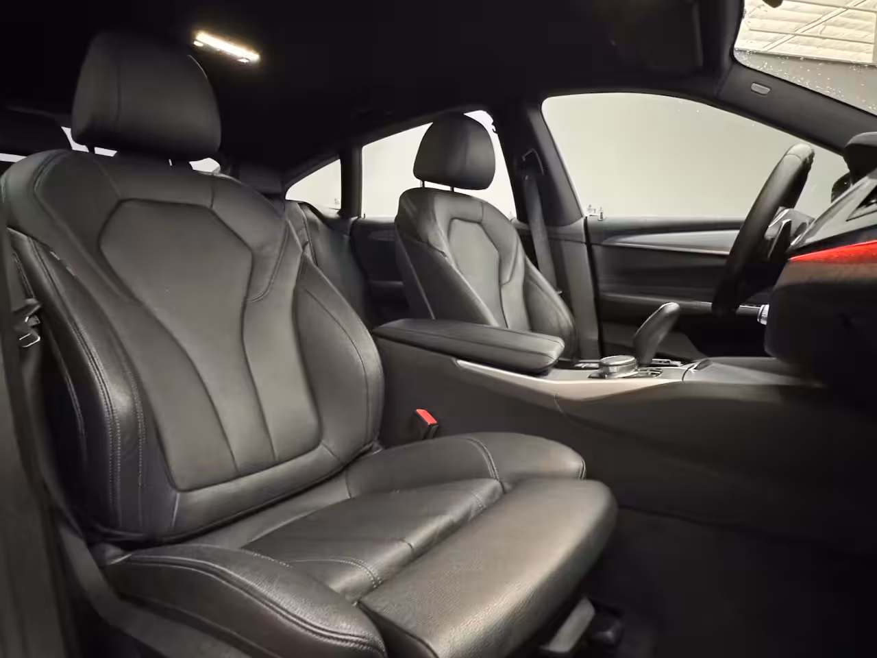 BMW 6-serie Gran Turismo 640i High Executive 2100KG Trekgewicht | M-Styling | Luxe Lederen Bekleding | Voor + Achte