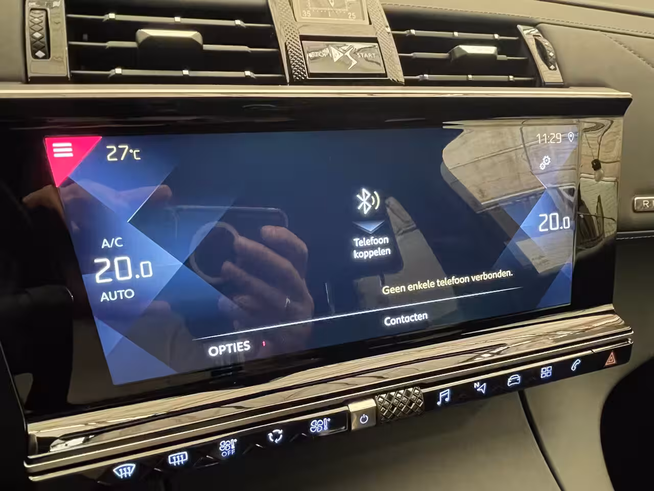 DS 7 Crossback 1.2 PureTech Executive Leder | Elec stoelen | Stoelverwarming | | Achteruitrijcamera | App