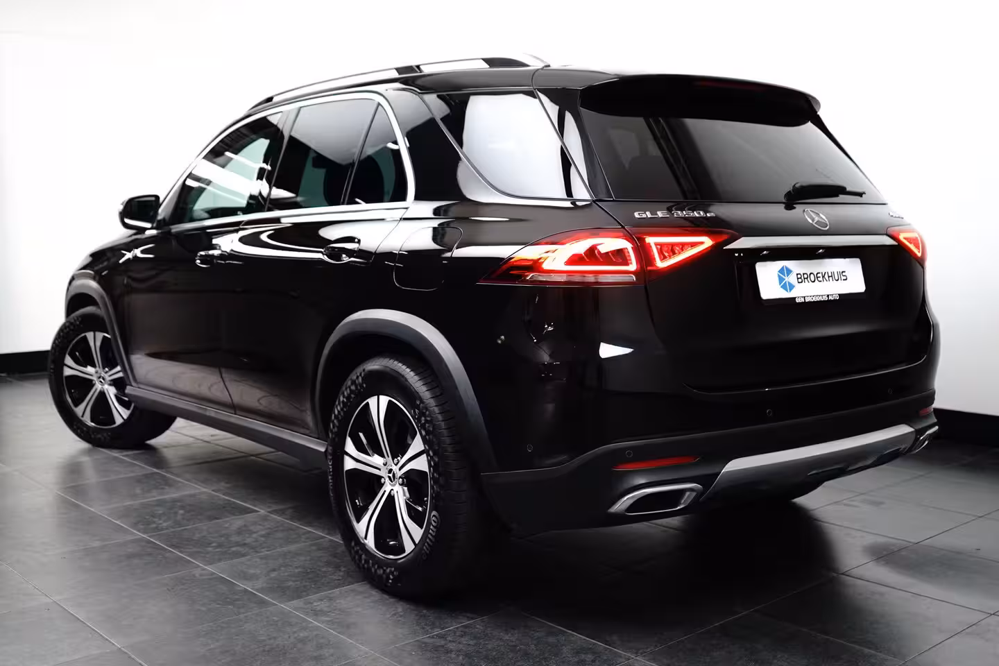 Mercedes-Benz GLE-Klasse 350 e 4MATIC Premium Plus Panoramadak | Burmester | 360 Camera | | Audio installatie premi