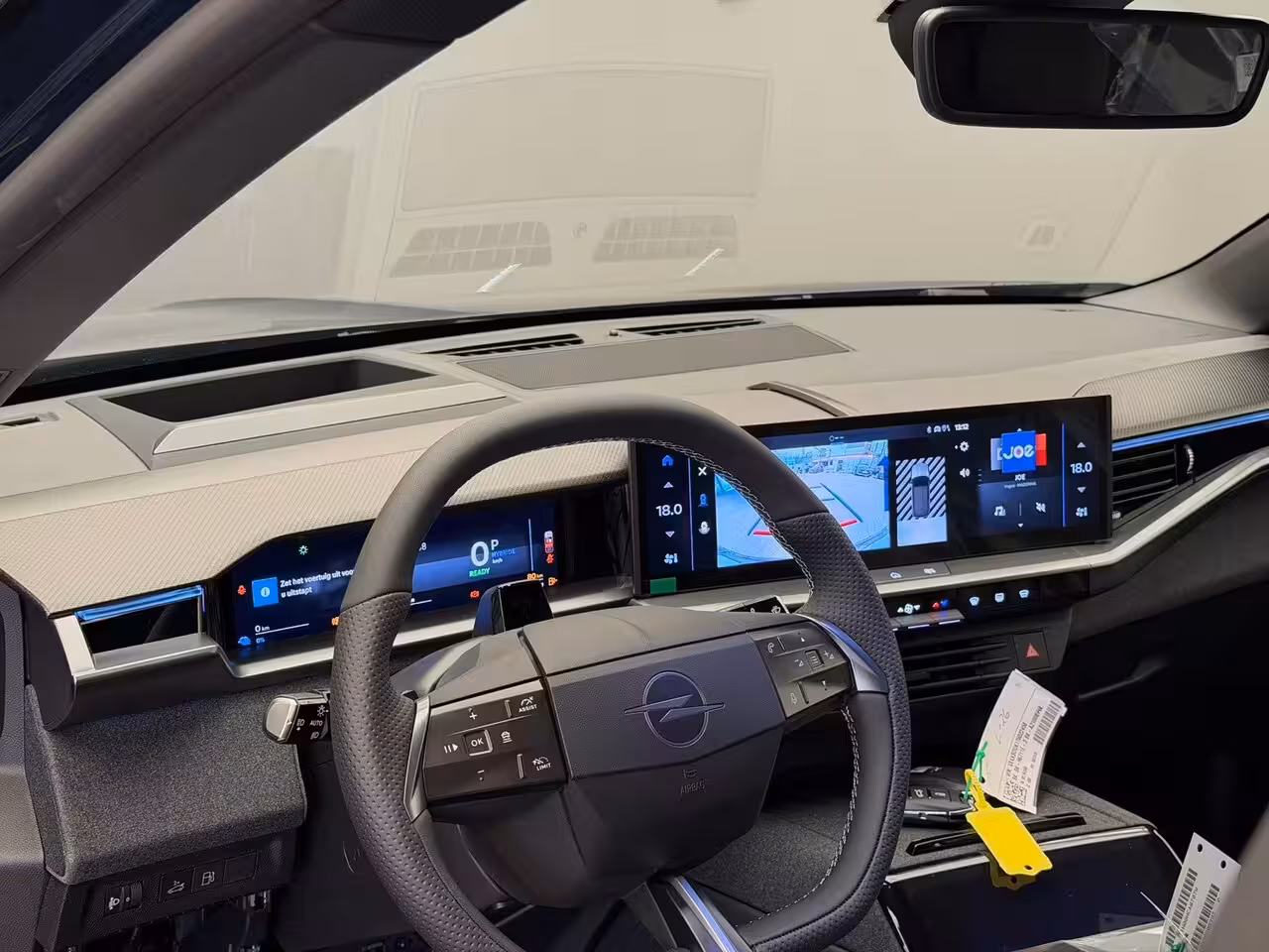 Opel Grandland GS - PHEV, (2025A) | Draadloze telefoonlader (Inductie) | Elektronische klimaatregeling me