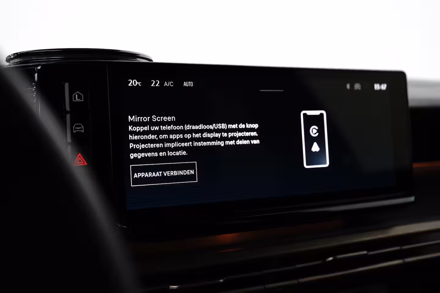 Lancia Y(psilon) Ypsilon LX 54 kWh Alcantara Bekleding | Camera Voor + Achter | Adaptieve Cruise | 17" Lich