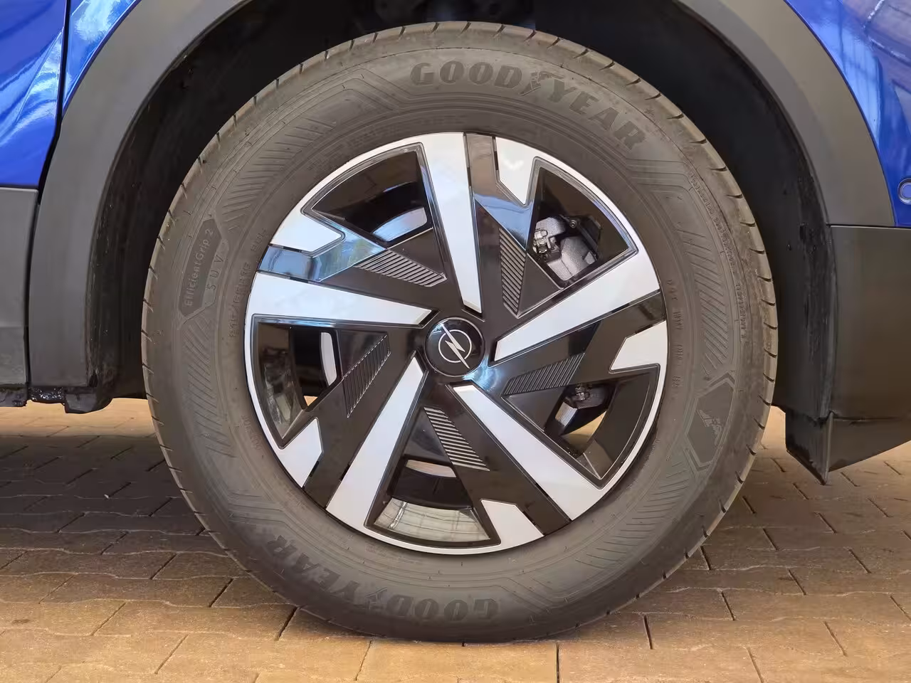 Opel Mokka Edition Climate Control | Digitaal Dashboard | 17" Lichtmetaal | Carplay | Cruise | Parkee