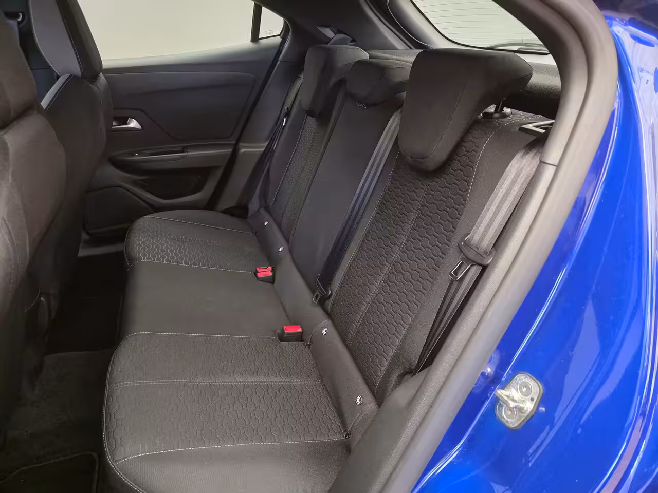 Opel Mokka Edition Climate Control | Digitaal Dashboard | 17" Lichtmetaal | Carplay | Cruise | Parkee