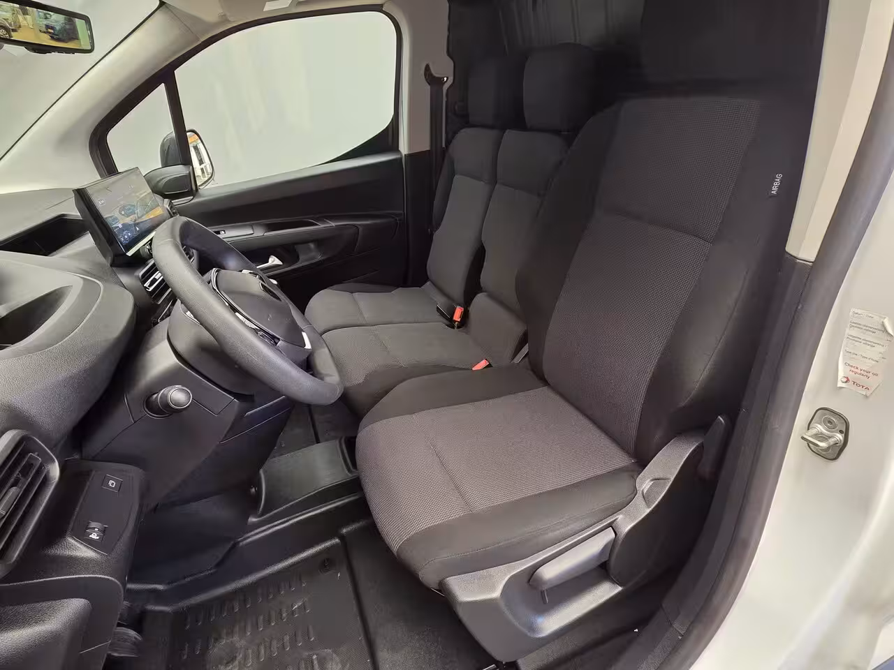 Peugeot Partner 1.5 BlueHDi 130 S&S L2 | 2 zitplaatsen rechtsvoor | Achteruitrijcamera | Airco