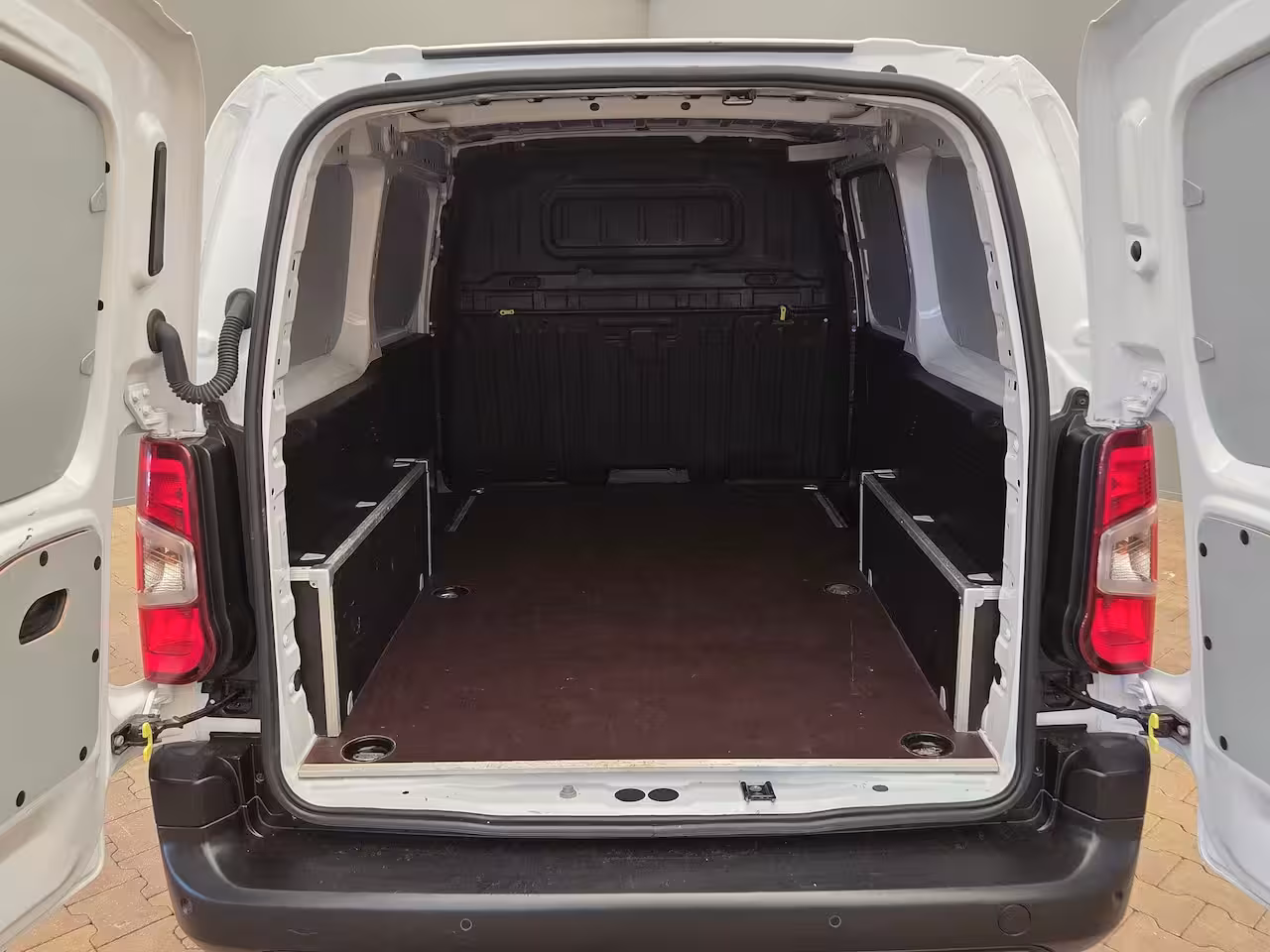 Peugeot Partner 1.5 BlueHDi 130 S&S L2 | 2 zitplaatsen rechtsvoor | Achteruitrijcamera | Airco