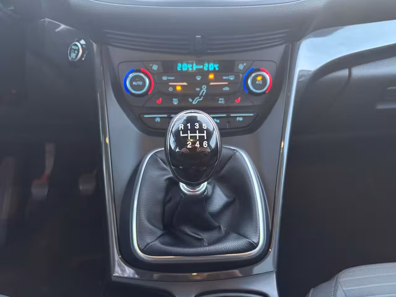 Ford C-Max 1.0 Sport | Clima | Navi | Stuurverw. | Voorruit verw. | Cruise | Camera | Isofix | Blueto