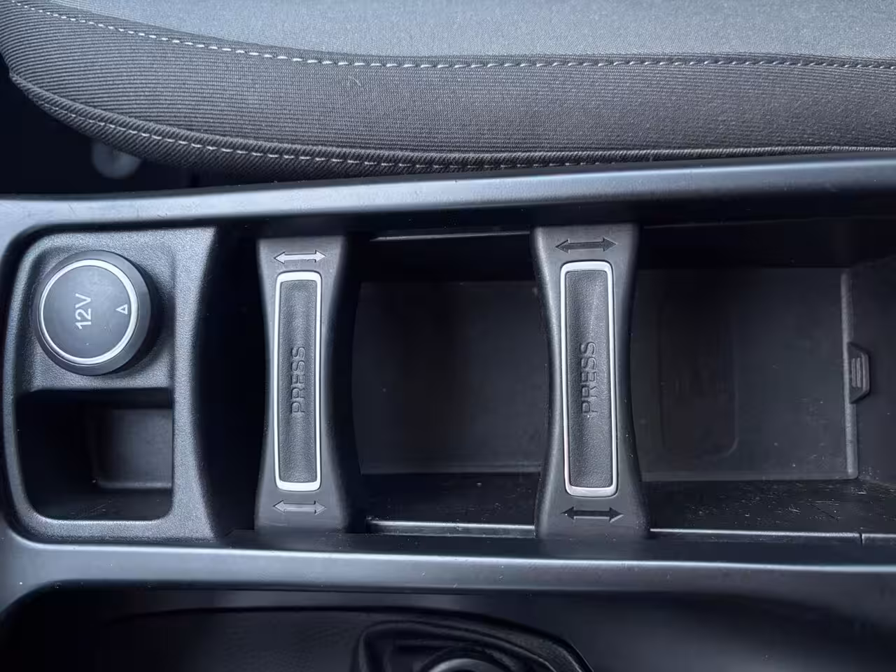 Ford C-Max 1.0 Sport | Clima | Navi | Stuurverw. | Voorruit verw. | Cruise | Camera | Isofix | Blueto