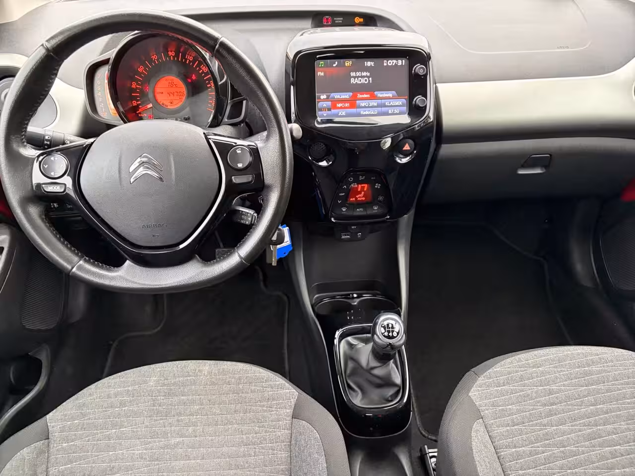 Citroën C1 1.0 e-VTi Airscape Shine | Org. NL | All-Season |Open dak/Cabrio | Camera | Navi | Cruise