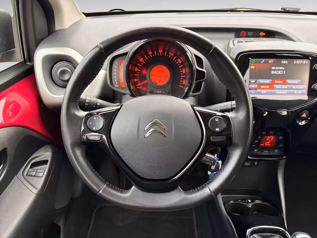 Citroën C1 1.0 e-VTi Airscape Shine | Org. NL | All-Season |Open dak/Cabrio | Camera | Navi | Cruise