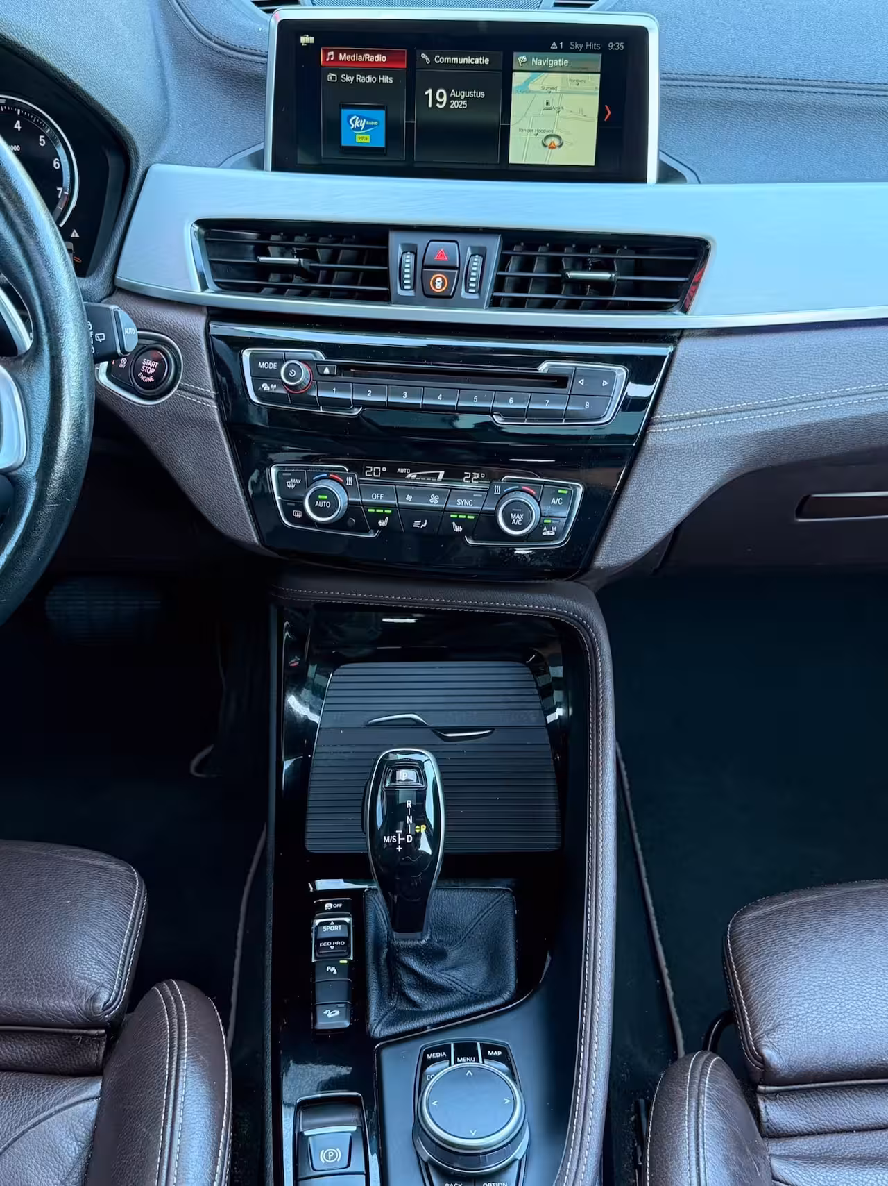 BMW X2 2.0i xDrive20i Aut High Exec Pano Leder HUD LED Navi Trekhaak