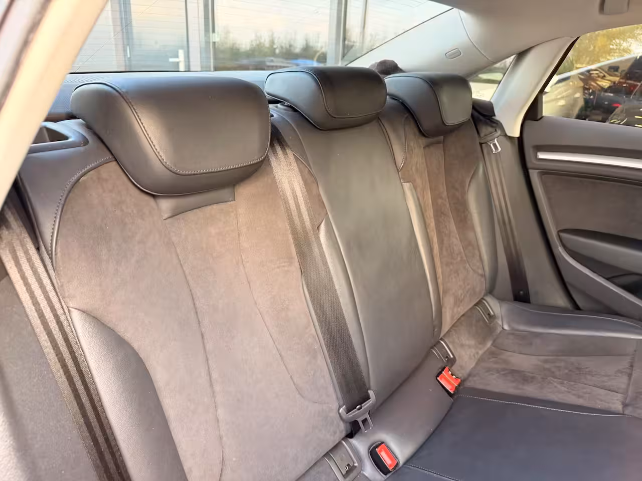 Audi A3 Limousine 1.4 TFSI Pro Line + Alcantara Leder Xenon