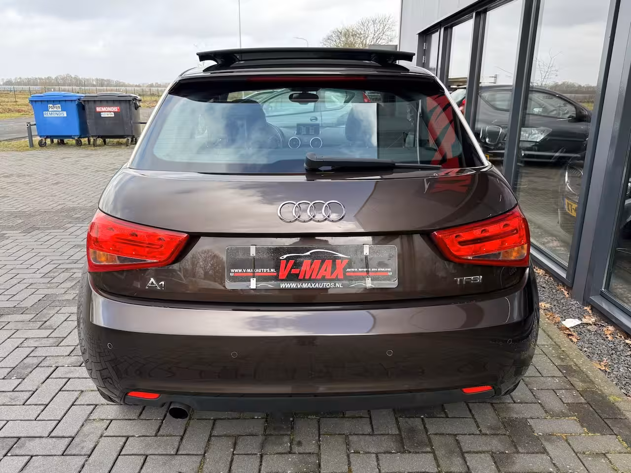 Audi A1 1.2 TFSI Attraction 48 DKM Panorama Navi Stoelvw PDC