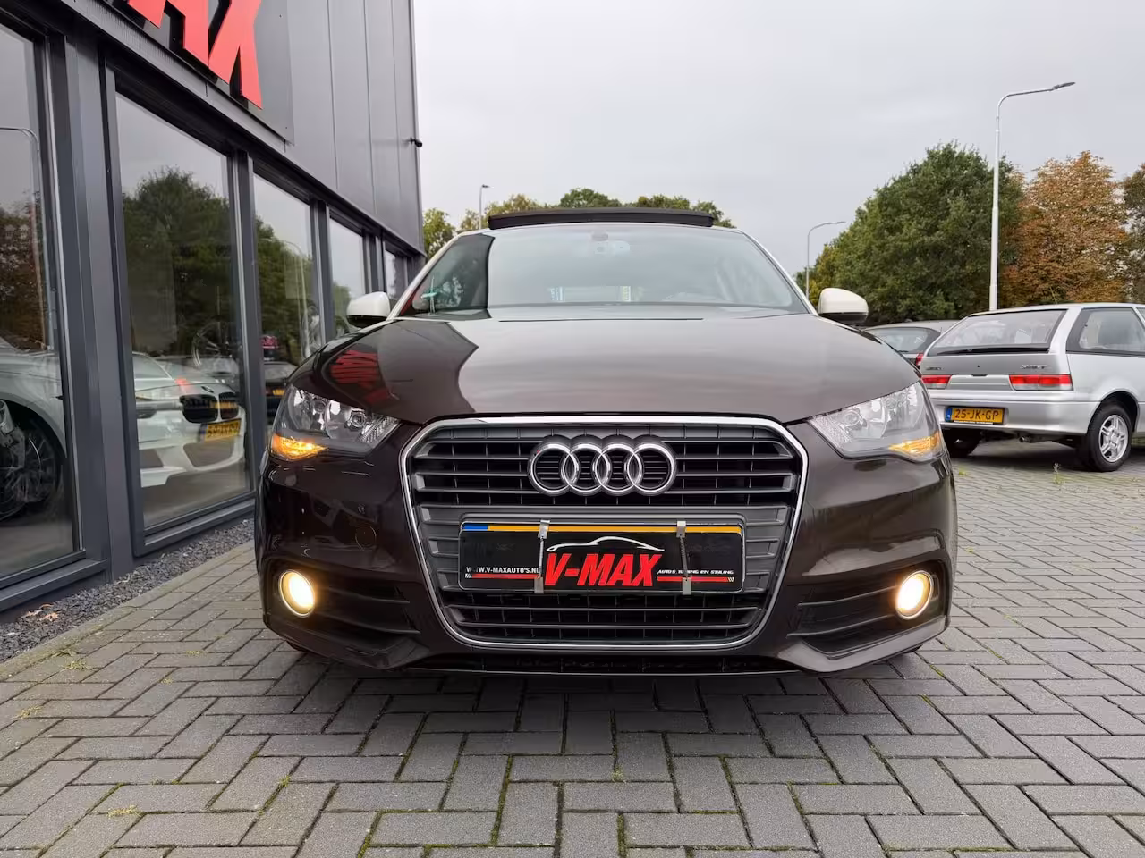 Audi A1 1.2 TFSI Attraction 48 DKM Panorama Navi Stoelvw PDC