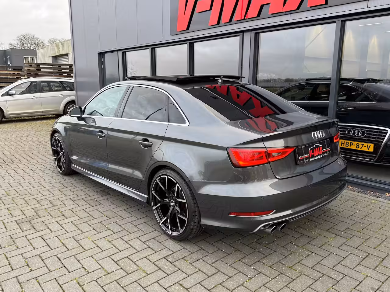Audi A3 Limousine 1.4 TFSI CoD S-Tron 3X S-Line Pano Carplay Stoelverw