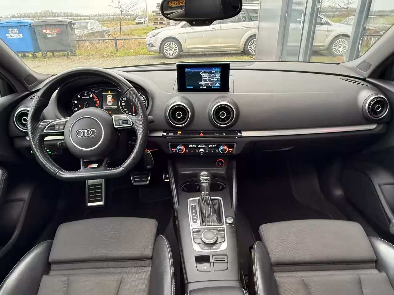 Audi A3 Limousine 1.4 TFSI CoD S-Tron 3X S-Line Pano Carplay Stoelverw