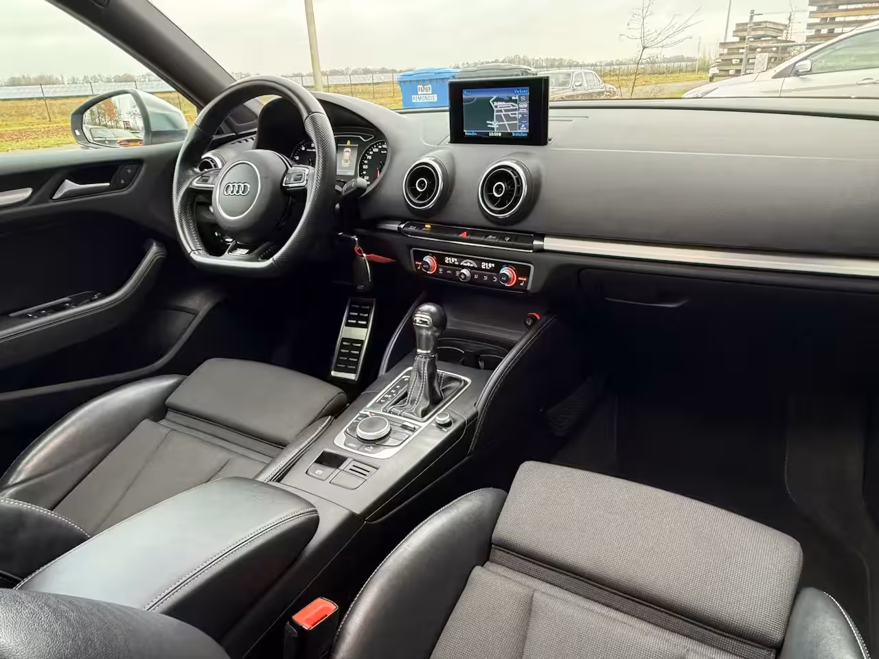 Audi A3 Limousine 1.4 TFSI CoD S-Tron 3X S-Line Pano Carplay Stoelverw