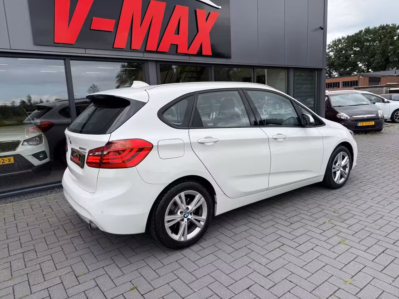 BMW 2-serie Active Tourer 225i xDrive Exec AUT Xenon Camera Stoelvw