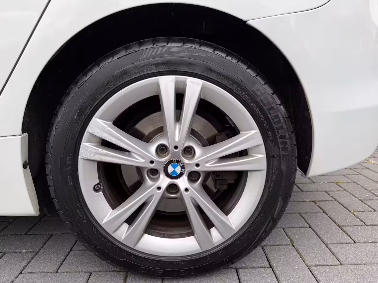 BMW 2-serie Active Tourer 225i xDrive Exec AUT Xenon Camera Stoelvw