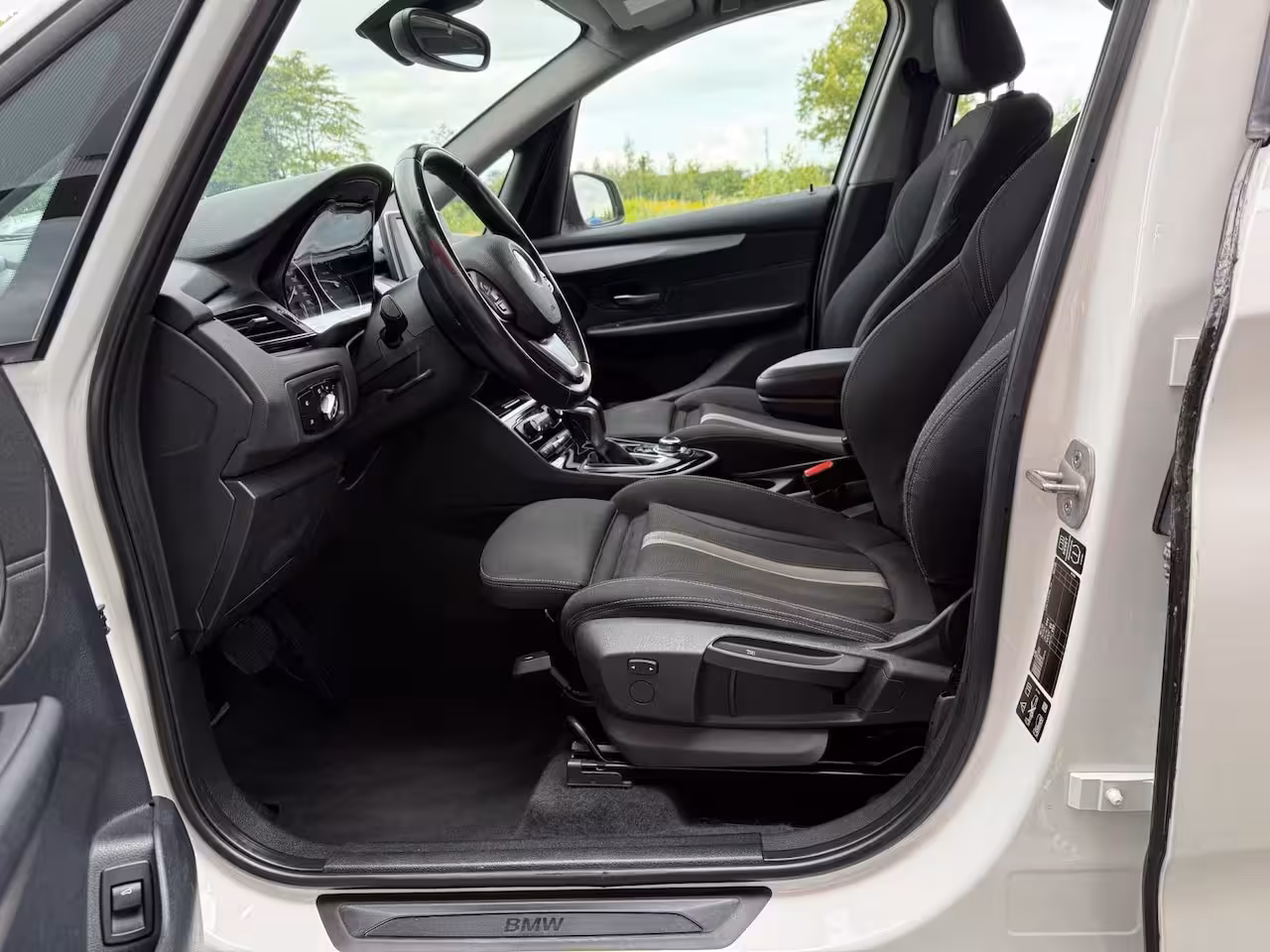 BMW 2-serie Active Tourer 225i xDrive Exec AUT Xenon Camera Stoelvw