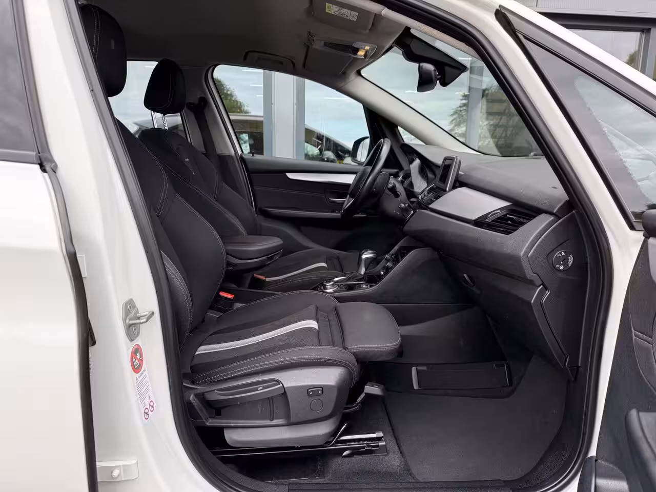 BMW 2-serie Active Tourer 225i xDrive Exec AUT Xenon Camera Stoelvw
