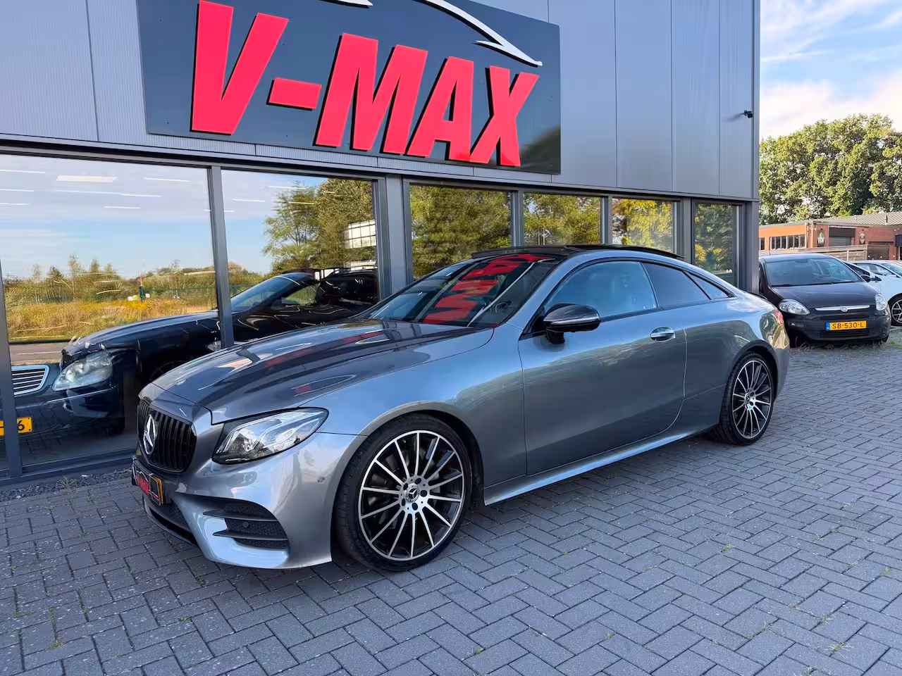 Mercedes-Benz E-klasse Coupé E200 Premium+ AMG HUD Pano Burmester Leder