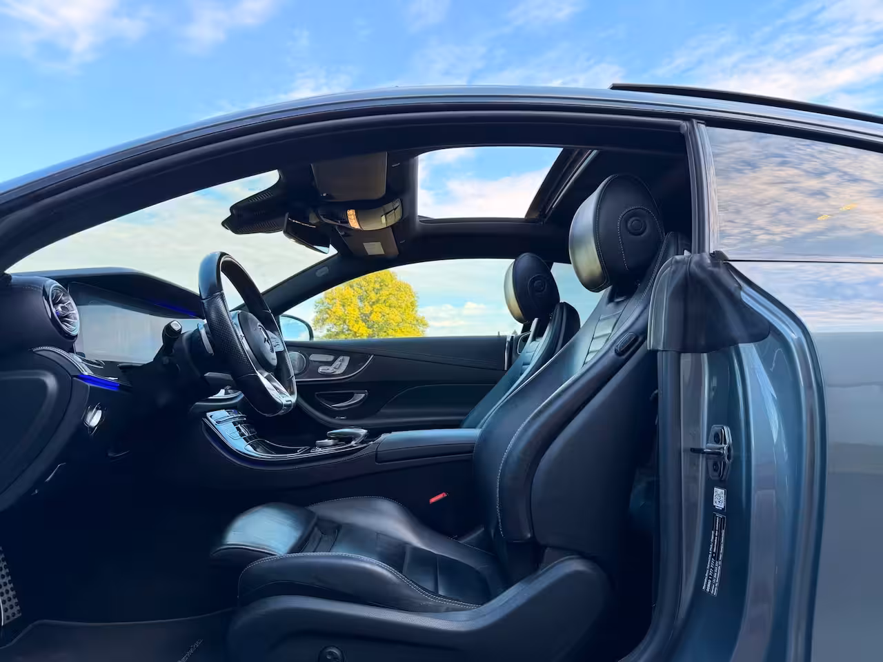 Mercedes-Benz E-klasse Coupé E200 Premium+ AMG HUD Pano Burmester Leder