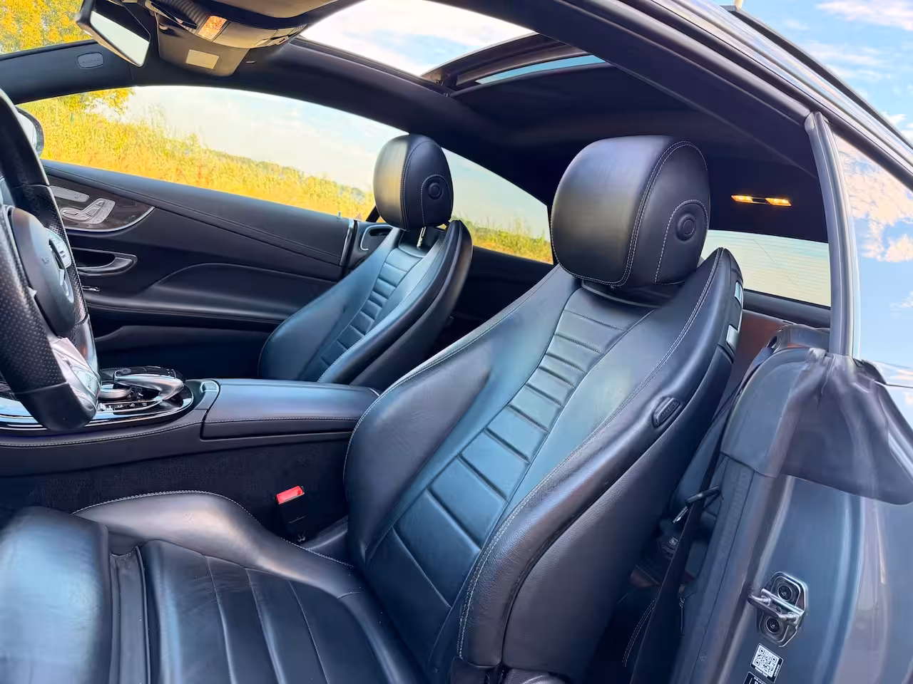 Mercedes-Benz E-klasse Coupé E200 Premium+ AMG HUD Pano Burmester Leder
