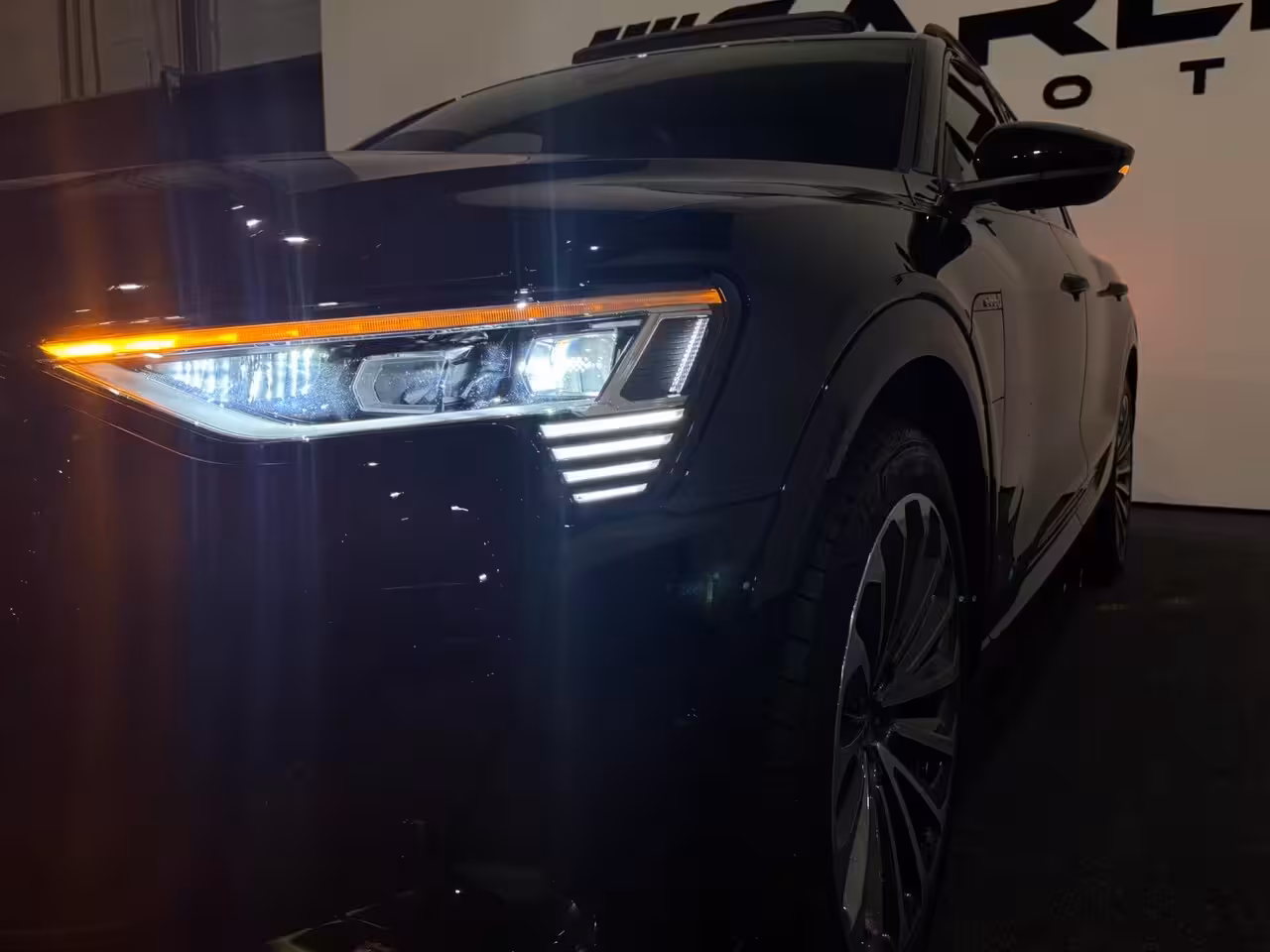 Audi e-tron 50 quattro edition 71 kWh 3XS-LINE PANORAMA VIRTUAL ACC ASSIST SFEERVERL. KEYLESS NAP GARA