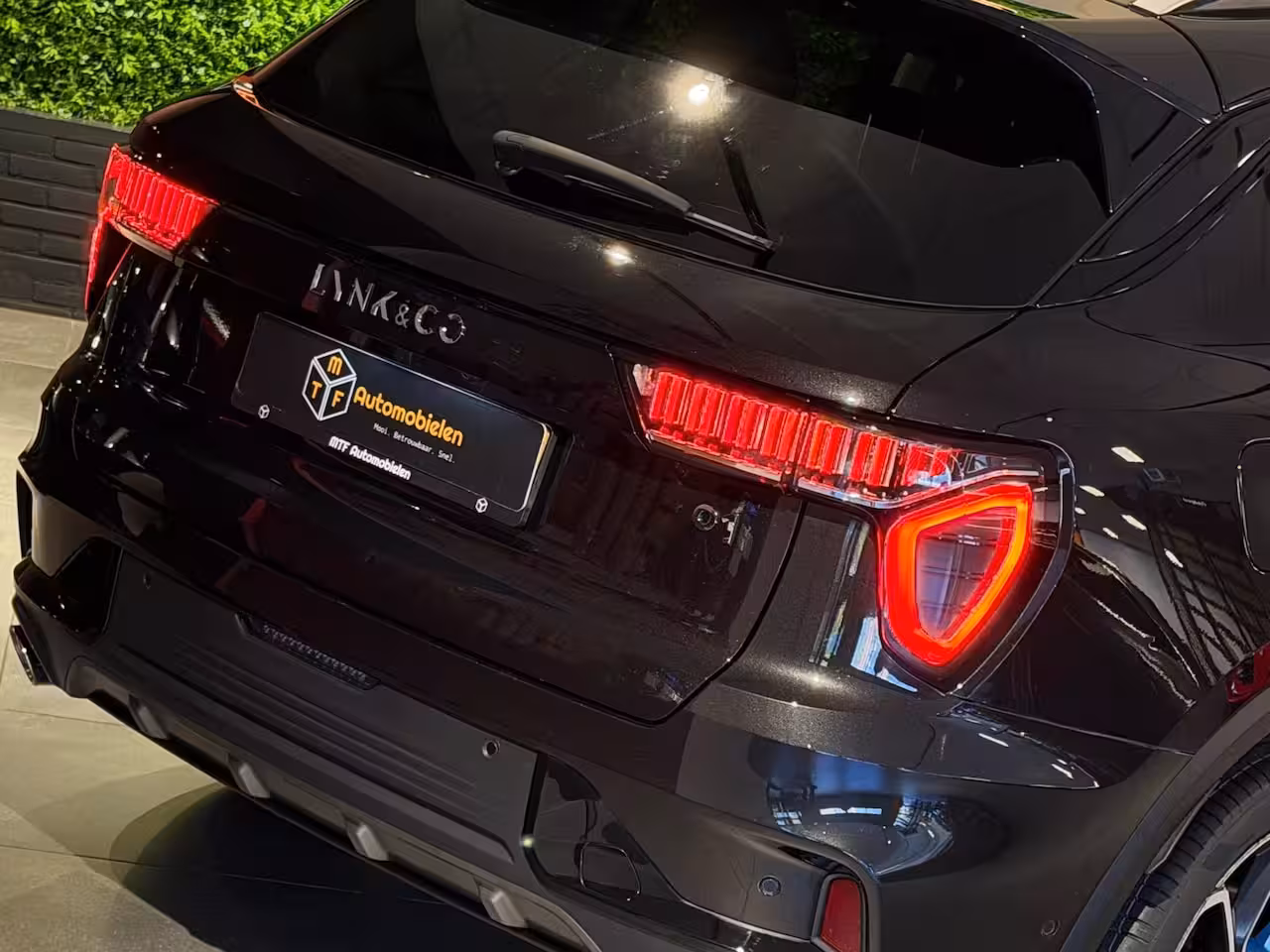 Lynk & Co 01 1.5 PHEV 261 PK |VIRTUAL|PANO|RAMVOL|PLUG-IN HYBRIDE