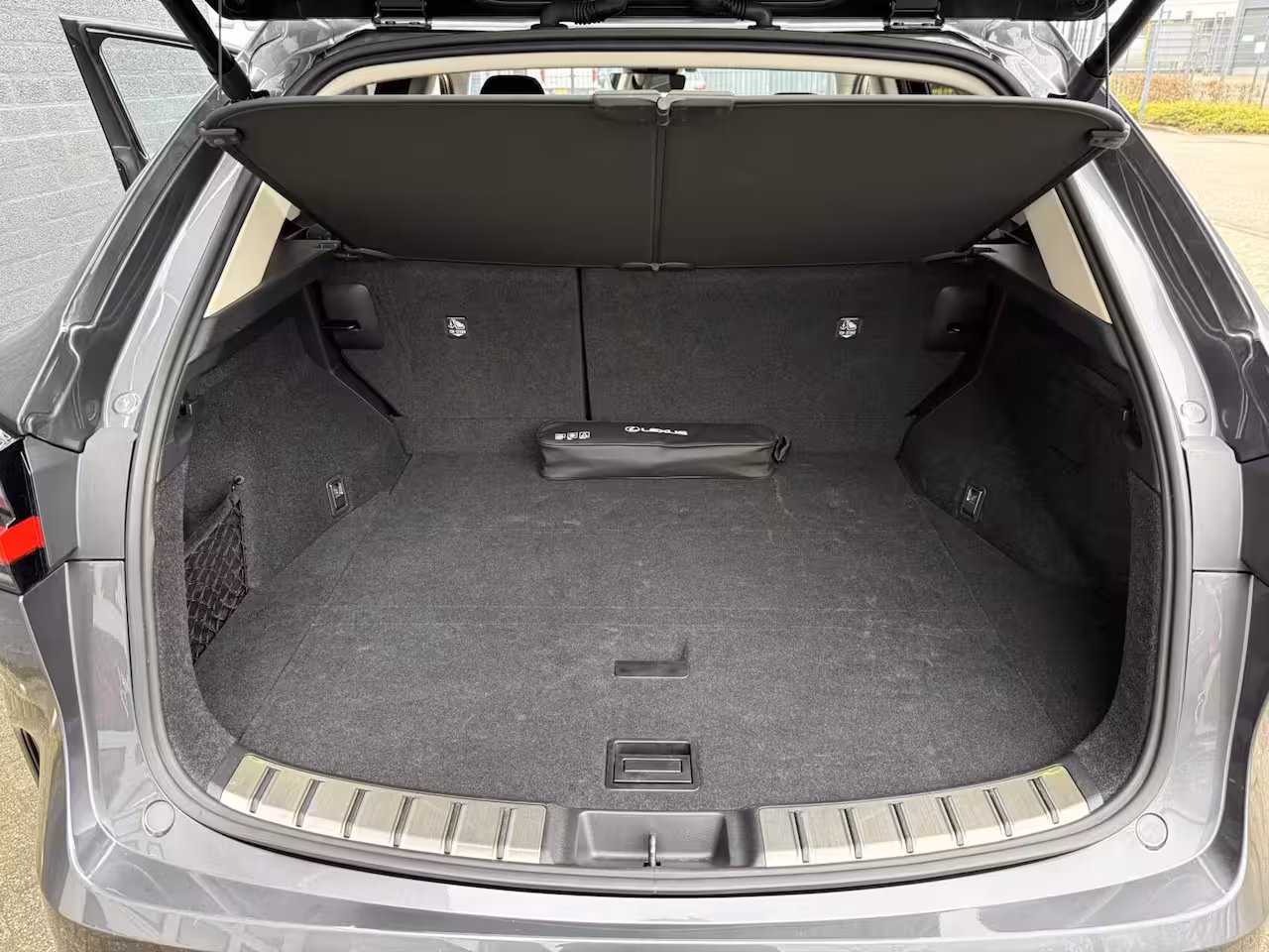 Lexus NX 450h+ AWD PLUG-IN Luxury Line TREKHAAK