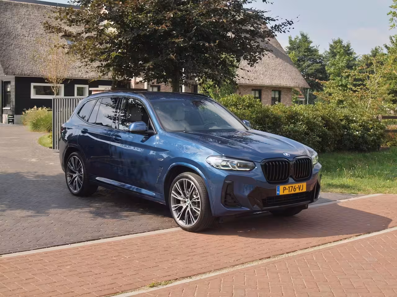 BMW X3 xDrive30e Business Edition Plus | Facelift Model | M-Pakket | 360 Camera | Harman Kardon |