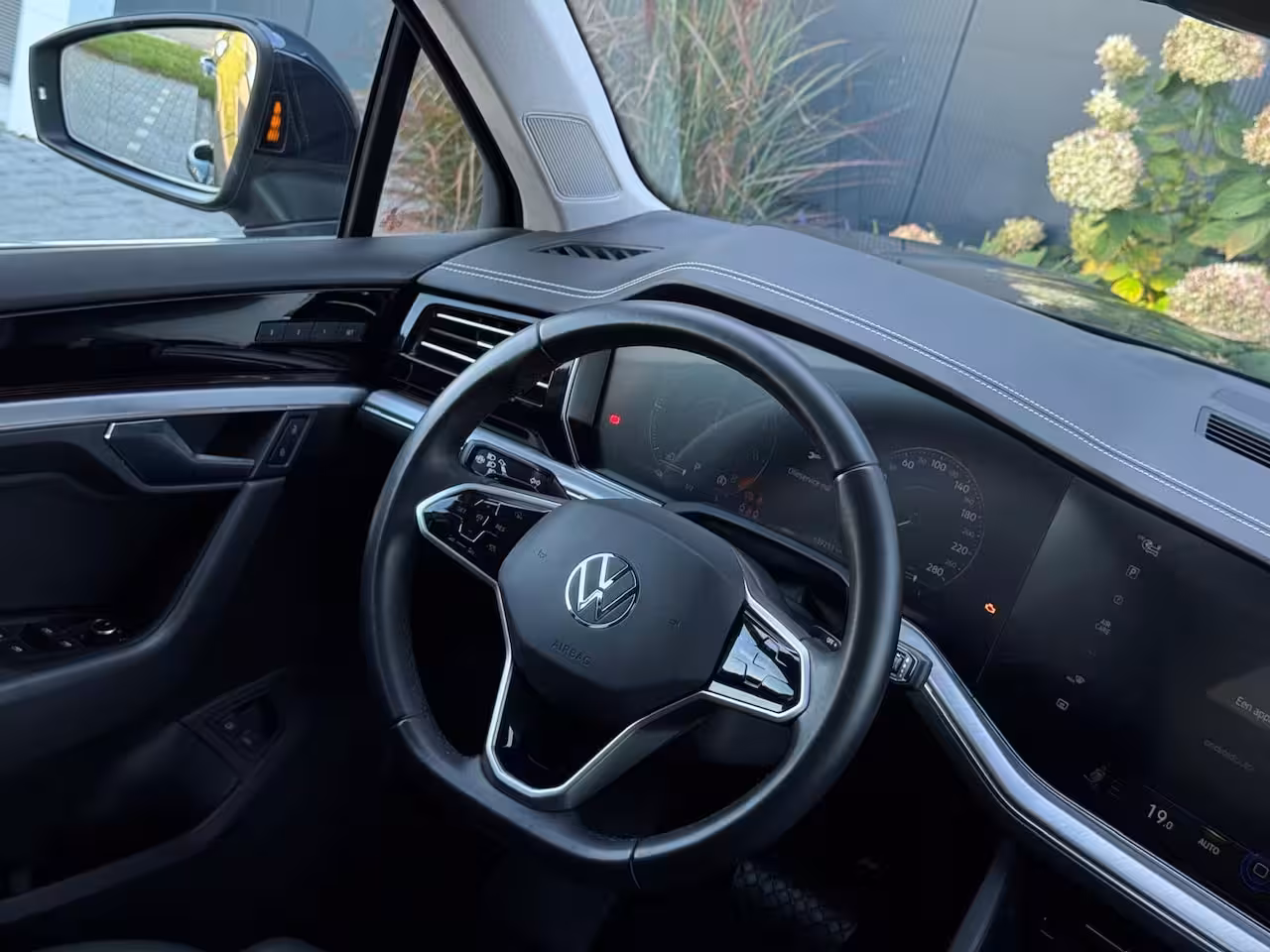 Volkswagen Touareg 3.0 TSi eHybrid 4MOTION PANO|LEDER|LED|CAMERA