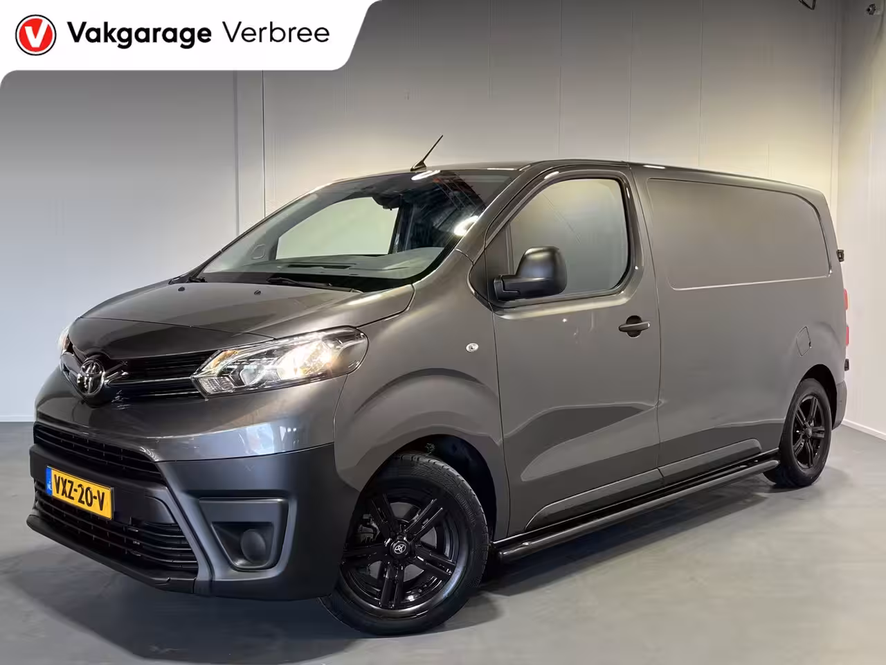 Toyota ProAce Worker 1.5 D-4D Live | Navigatie | LM Velgen | | PDC Achter | Sidebars