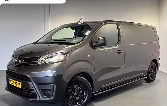 Toyota ProAce Worker 1.5 D-4D Live | Navigatie | LM Velgen | | PDC Achter | Sidebars